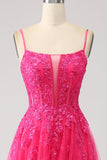 Robe de soirée longue en dentelle corset trapèze fuchsia avec fente