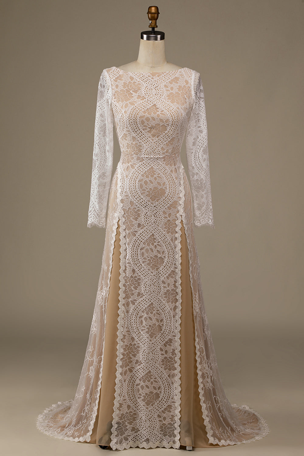 Champagne Manches Longues Dentelle Sweep Train Robe de mariée