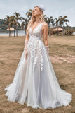 Une ligne Tulle Ivory Robe de mariée avec Appliques