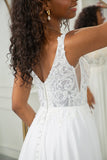 Robe de mariée en mousseline de soie Boho à col rond ivoire avec dentelle