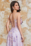 Magnifique A Line Spaghetti Bretelles Violet Clair Longue Robe De soirée Avec Appliques