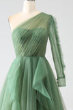 Robes de bal longues à une épaule vert foncé à manches longues