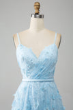Robe de soirée perlée scintillante à bretelles spaghetti bleu ciel avec des papillons 3D