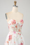 Robe de soirée longue Corset brodée de fleurs ivoire avec fente
