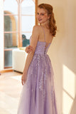 Charmante A Line Spaghetti Straps Light Purple Long Prom Robe avec Appliques