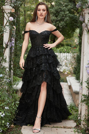 Long Off The Shoulder Robe de bal noire à plusieurs niveaux