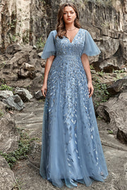 Une robe de soirée Line V Col Gris Bleu Grande taille avec Appliques