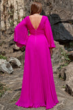 Une ligne Deep V Neck Dark Fuchsia Plus Taille Robe de bal avec manches longues