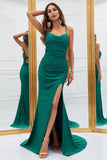 Mermaid Spaghetti Straps Vert foncé Robe de bal longue avec Criss Cross Back