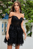 Mignon A Line Corset noir Robe courte à plusieurs niveaux avec dentelle