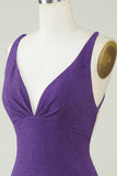 Robe courte de retour élégante à col V profond violet avec Criss Cross Back