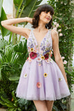 Robe de cocktail à col V profond violet ouvert avec fleurs 3D