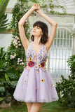 Robe de cocktail à col V profond violet ouvert avec fleurs 3D