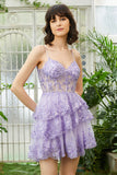 Robe de cocktail courte violette à bretelles spaghetti scintillantes