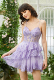 Robe de cocktail courte violette à bretelles spaghetti scintillantes