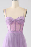 Robe de Soirée trapèze lilas à bretelles spaghetti longue corset