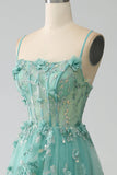 Robe de Soirée longue corset verte à bretelles spaghetti et appliques