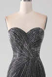 Robe de bal sirène sans bretelles à paillettes noires avec fente