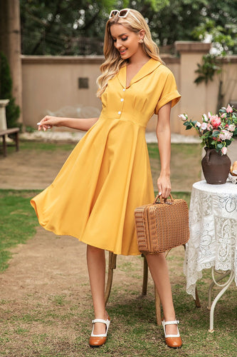 Élégante robe vintage yellow v neck