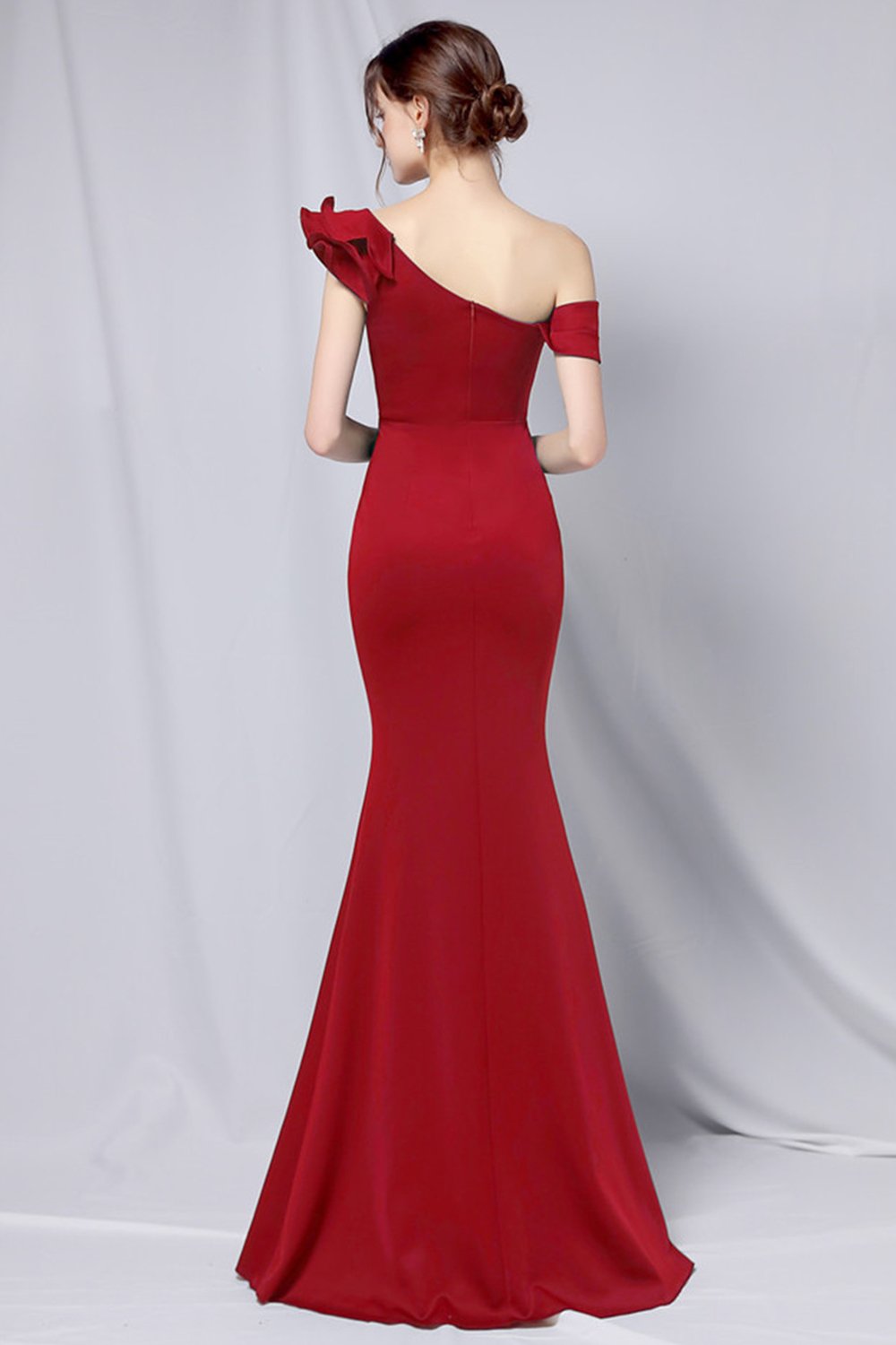 Une épaule simple robe de bal