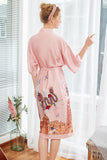Robe de demoiselle d’honneur en satin imprimée
