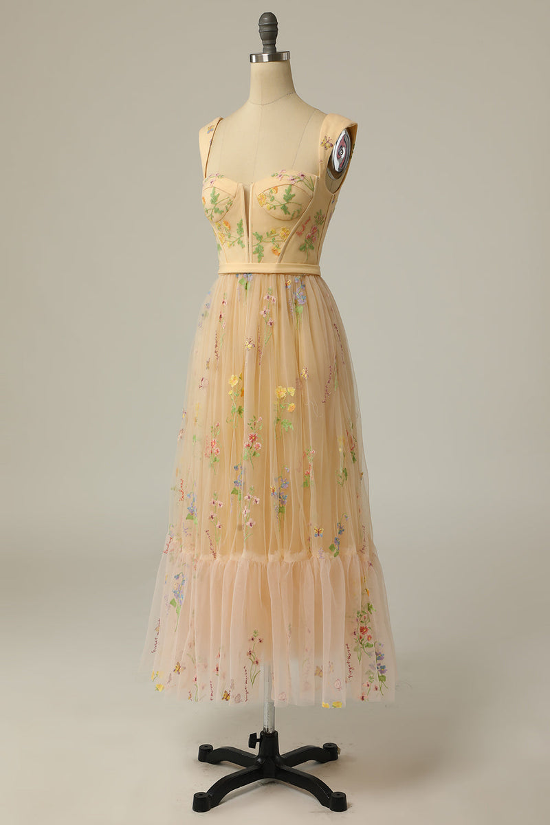 Charger l&#39;image dans la galerie, Une robe de soirée longue verte Sweetheart Line avec broderie