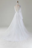Robe de mariée en tulle plissée ivoire à col en V et manches longues