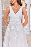 Apricot Tulle Sweep Train A Line Robe de mariée avec dentelle