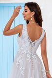Apricot Tulle Sweep Train A Line Robe de mariée avec dentelle
