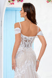 Robe de mariée sirène en tulle corset d’épaule froide avec appliques